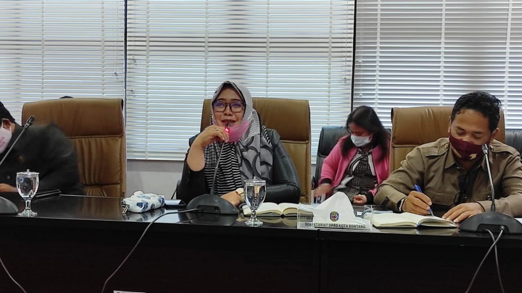 Dewan Usulkan Perlengkapan Safety Petugas Pemangkas Pohon dprd bontang usulkan perlengkapan safety petugas