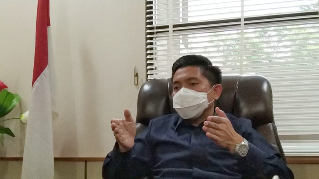 andi faiz ketua dprd bontang bermasker