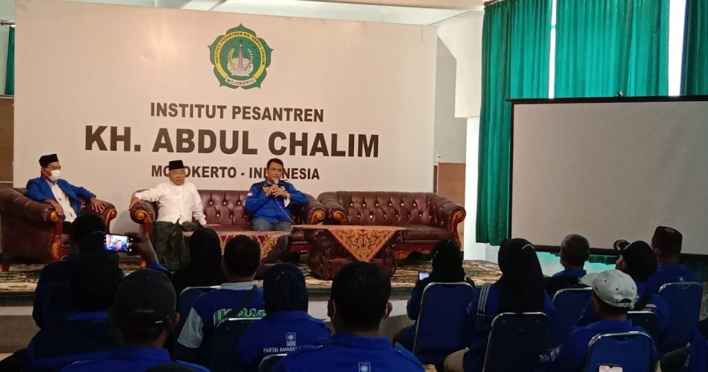Dibantu Kyai Asep, Ketua PAN Mojokerto Paparkan Strategi Politik