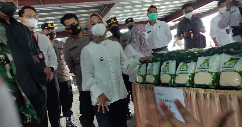 Walikota Mojokerto Gelar Operasi Pasar Minyak Goreng Lebih Murah Dari Pasar Tradisional