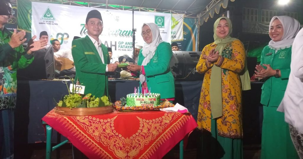 Mesrahnya GP Ansor-Fatayat NU, Bersinergi Gelar Tasyakuran Harlah Bersama Mesrahnya GP Ansor-Fatayat NU, Bersinergi Gelar Tasyakuran Harlah Bersama