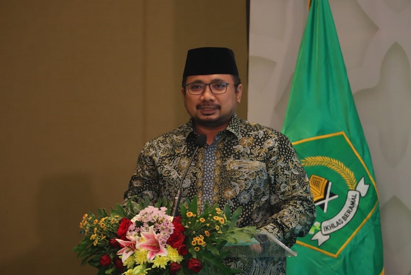 Hari Waisak, Menag Tekankan Pentingnya Kehidupan Beragama Moderat Menteri Agama, Yaqut Cholil Qaumas, mengatakan Hari Waisak juga merupakan momentum untuk perkuat persatuan bangsa