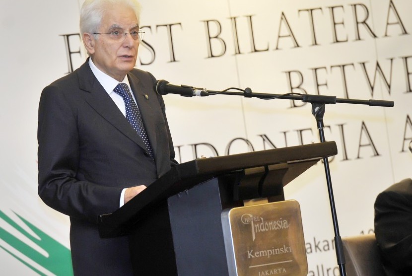 Idul Fitri, Presiden Italia Sampaikan Pesan Hangat kepada Umat Muslim Presiden Republik Italia Sergio Mattarella menyinggung soal islamofobia dan pentingnya melawan hal tersebut.