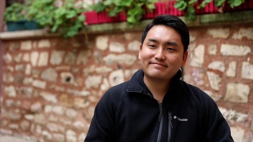 Mualaf Asal Jepang Ini Bertekad Sebarkan Ajaran Islam di Negaranya Mualaf asal Jepang Ali Hiroaki Kawanishi ingin membantu mempromosikan Islam di negara asalnya. Mualaf Asal Jepang Ini Bertekad Sebarkan Ajaran Islam di Negaranya