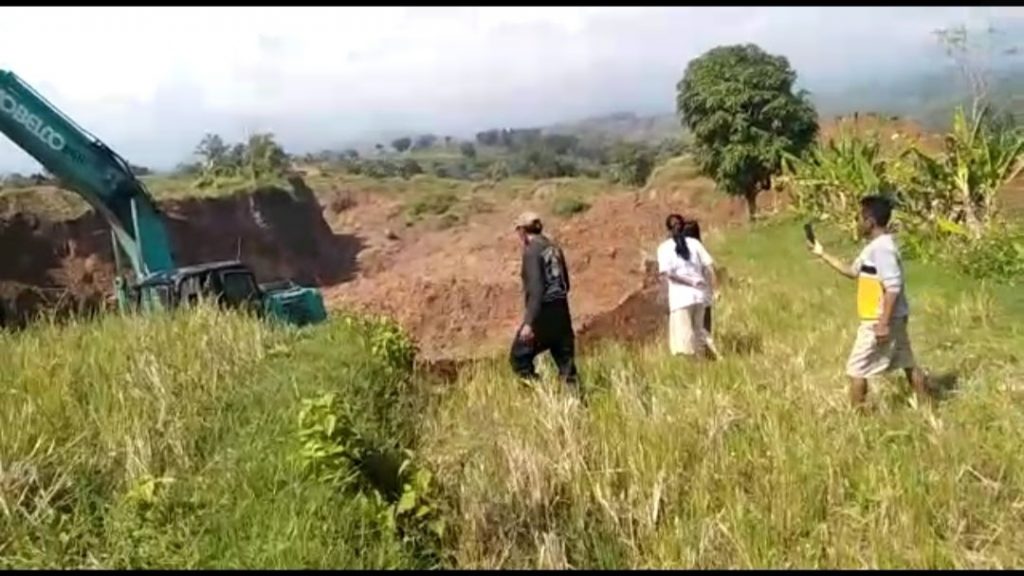 Tak Terima Lingkungan Dirusak, Warga Seketi: Pemerintah Tuli