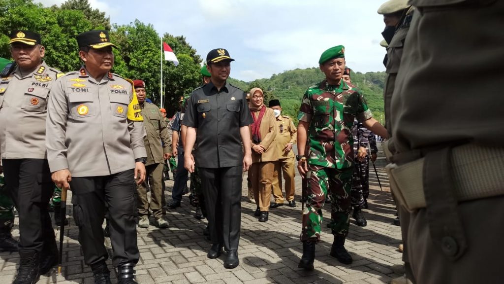 Forkopimda Jatim Ikuti Gelar Pasukan TNI, POLRI dan Pemprov Jatim Dalam Rangka Keamanan KTT G20 Bali