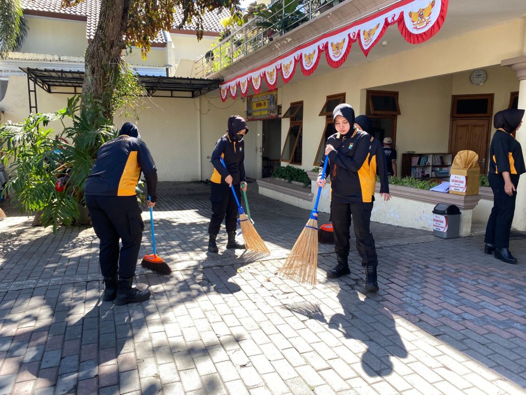 Harmoni Bakti Religi, Polwan Polres Blitar Sambut Hari Jadi Polwan Ke-75