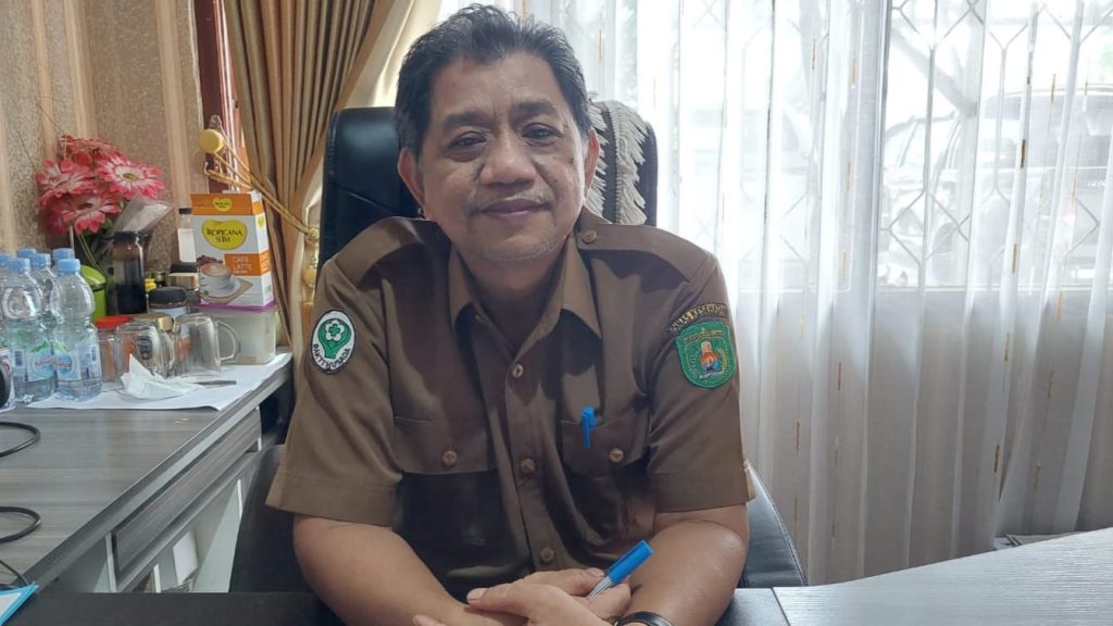 Kepala Dinas Kesehatan Kutai Timur, dr. Bahrani mengungkapkan tantangan serius yang dihadapi oleh daerahnya dalam mendapatkan tenaga kesehatan yang memadai.