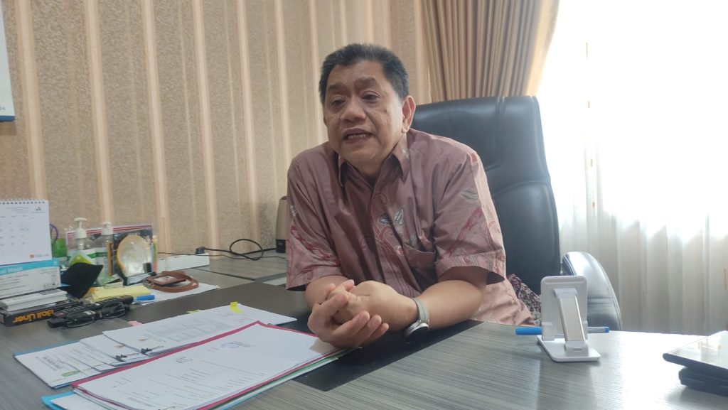 Kepala Dinas Kesehatan Kutai Timur, Dr. Bahrani, mengambil peran proaktif dalam mendorong transformasi kesehatan di daerahnya.