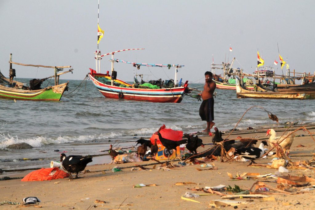 Kesadaran Lingkungan Nelayan Edukasi Laut Tanpa Sampah Edukasi Laut Tanpa Sampah