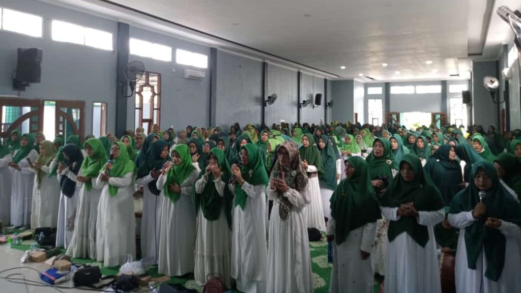 Ratusan Jamaah majelis HSB Bersholawat doakan h. Sumaryono untuk duduk di DPRD provinsi Kaltim