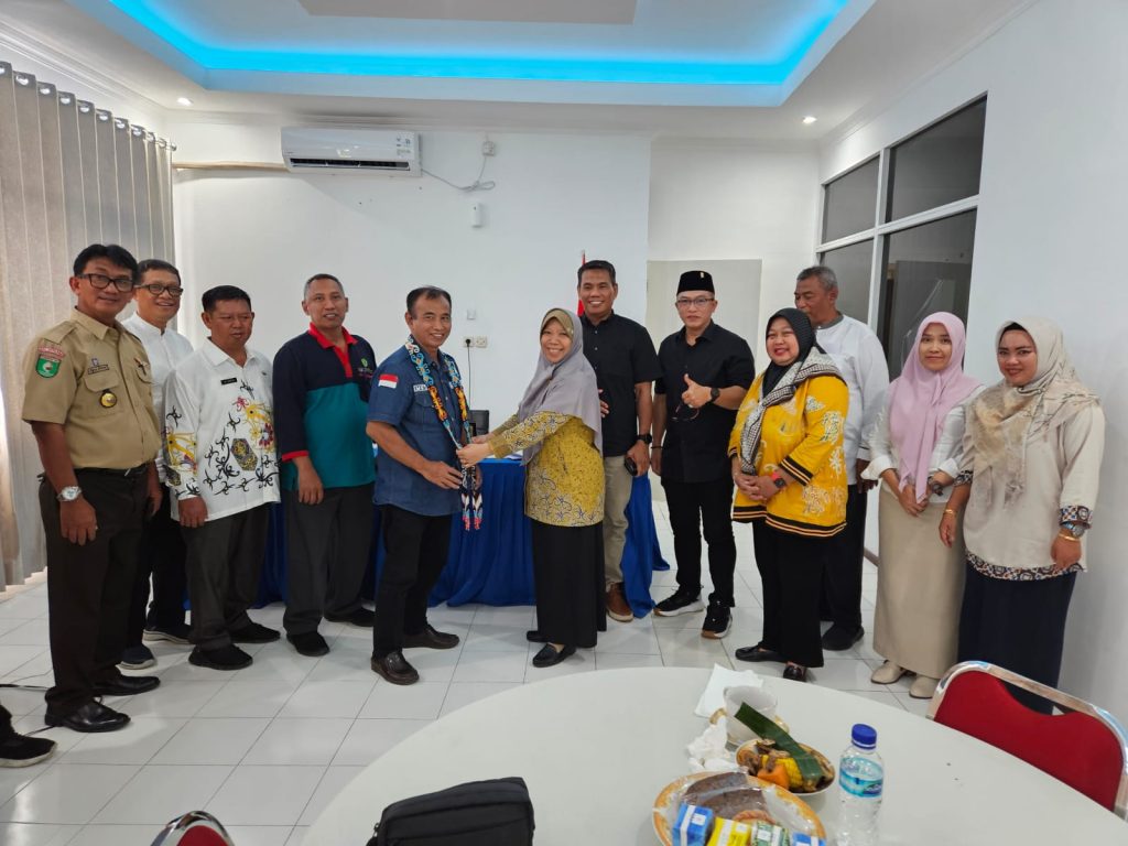 Kunjungi Cabang Disdik Balikpapan, Fitri Maisyaroh Pastikan Anggaran Pendidikan Berjalan Baik