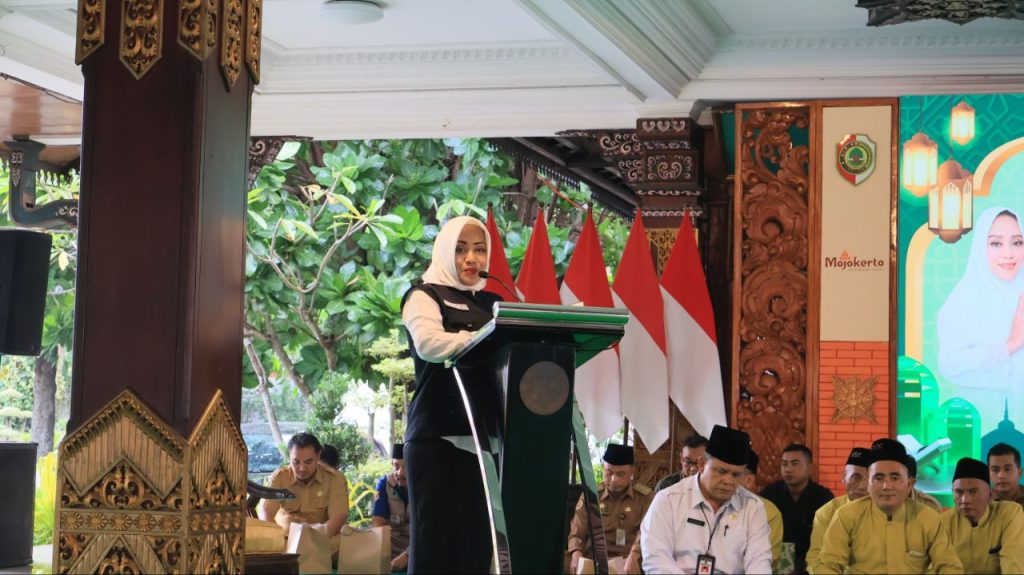 Ikfina Fahmawati, Bupati Mojokerto