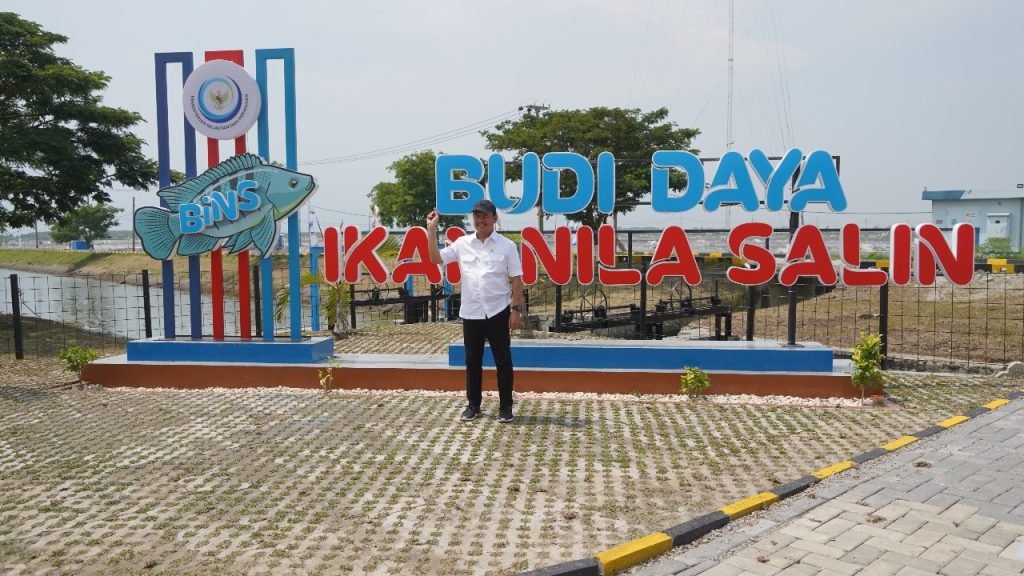 Menteri KKP Sakti Wahyu trenggono tinjau kesiapan operasional modeling budidaya nila salin