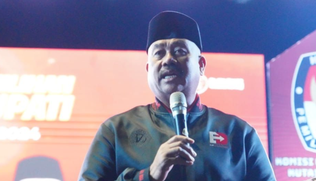 Edi Damansyah saat peluncuran tahapan Pilkada Kukar di halaman kantor bupati, Sabtu (4/5) malam.