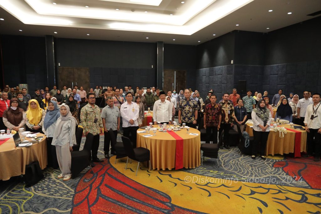 Plt. Bupati Subandi Dorong Pengusaha Tingkatkan Kesadaran Bayar Pajak demi Pembangunan Sidoarjo Suasana acara sosialisasi pajak air tanah di Hotel Luminor Sidoarjo, Rabu (26/6/2024) (Yunda/Gonews.id)