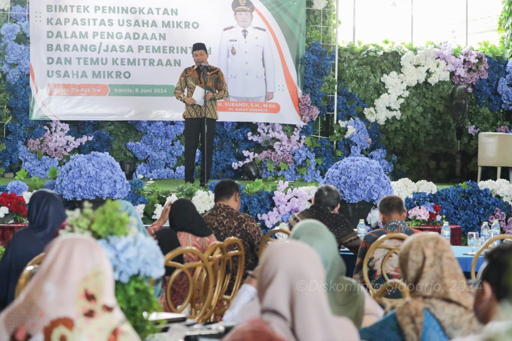 Plt Bupati Sidoarjo, Subandi saat peluncuran kerjasama dan kemitraan antara pelaku UMKM dan pengusaha di Resto Jie Poek DW, Kamis (6/6/2024) (Yunda/GOnews.id)