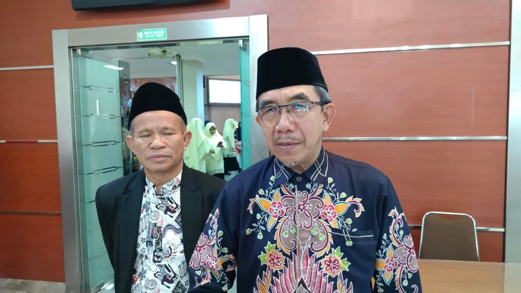 Bupati Ardiansyah Ajak Pemuda di Kutim Mengukir Sejarah dengan Prestasi Ardiansyah Sulaiman, Bupati Kutim usai menghadiri pelantikan Pemuda Muhammadiyah dan Nasyiatul Aisyiyah Kutim di Ruang Meranti Kantor Bupati Kutim, Sabtu (8/6/2024)