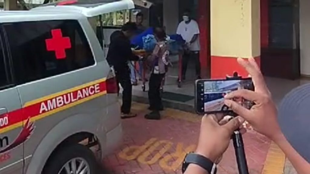 Jenazah Briptu RDW saat di RSUD Wahidin Sudiro Husodo, Minggu (9/6/2024) (Nafi'/GOnews.id)