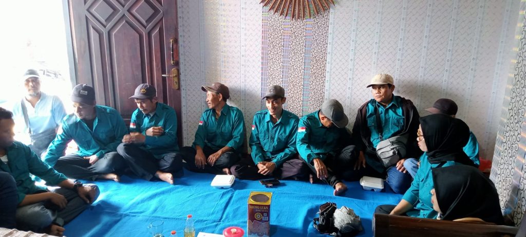 Anggota Srikandi Indonesia saat berkumpul di Rumah Srikandi Indonesia, Sumartik, Jumat (14/6/2024) (NafiGOnews.id)