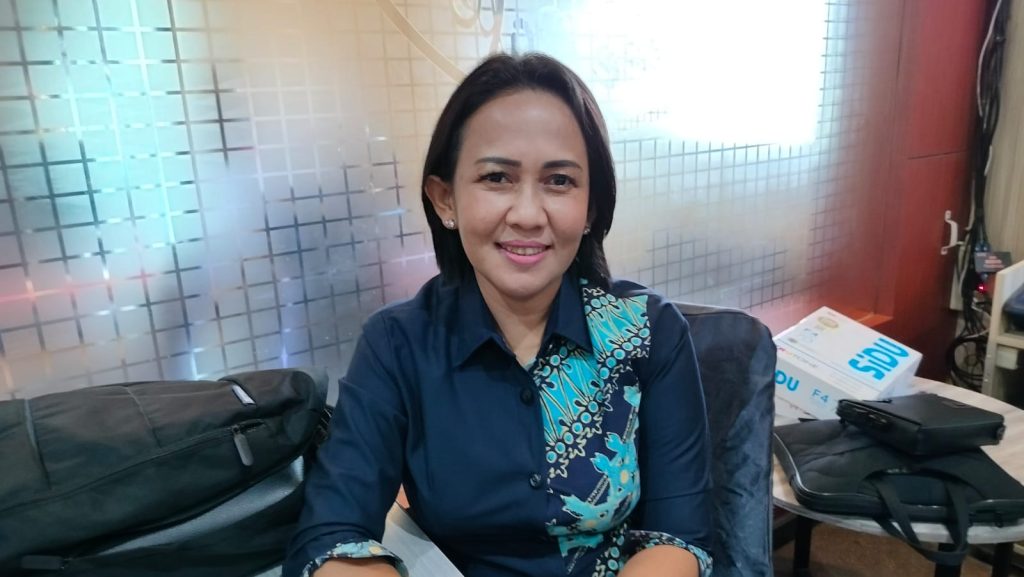 Kepala Seksi Layanan Kesehatan Primer, Rini Palakian Mande, saat diwawancarai di Hotel Victoria Sangatta, Kamis (4/7/2024) (Ahmad/GOnews.id)