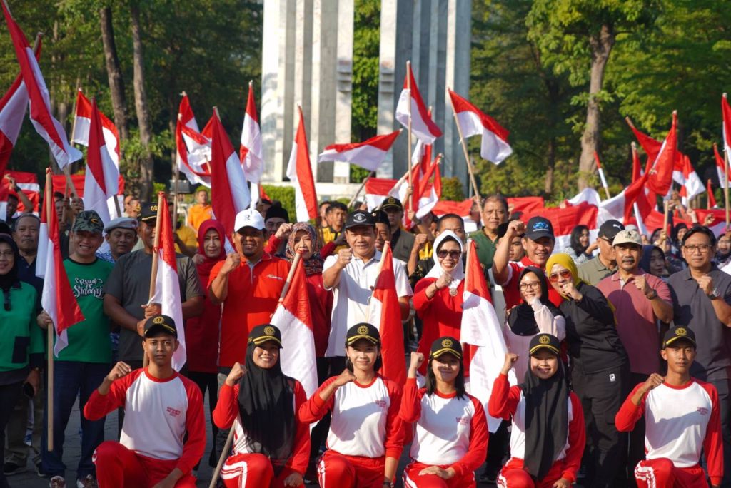 Dukung Pembagian 10 Juta Bendera Merah Putih di Sidoarjo