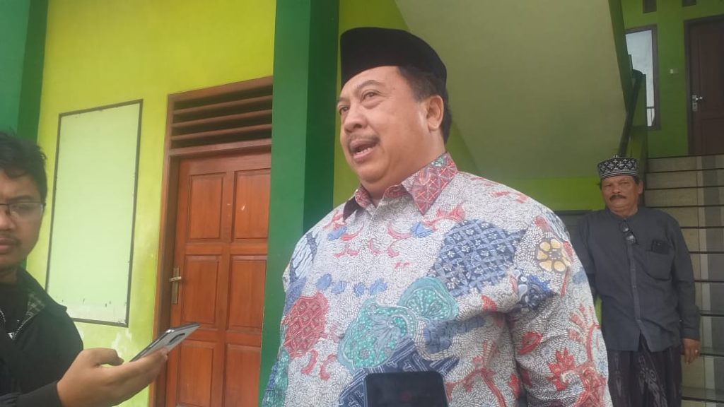 Temui Sekjen Gerindra, Warsubi Optimis Dapat Rekomendasi Maju di Pilkada Jombang Warsubi Bertolak ke Jakarta Temui Sekjend Gerindra Ahmad Muzani Soal Surat Rekomendasi Maju Pilkada Jombang 2024. (Anggit)