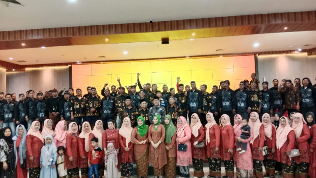 suasana silaturrahmi temu kangen warga bojonegoro se Kaltim di GSG Kutim, Minggu (28/7/2024) (Ahmad/GOnews.id)
