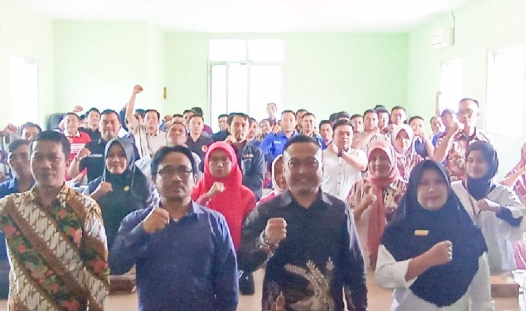 Lagi! Bawaslu Situbondo Temukan Pelanggaran dalam Coklit Pilkada Hadi dan para penggiat Pilkada 2014