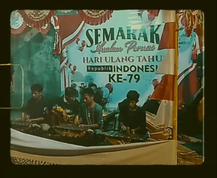 Tim Gamelan SMPN 1 Cisayong Meriahkan Agustusan di Assalam Permai tim gamelana smpn 1 cisayong