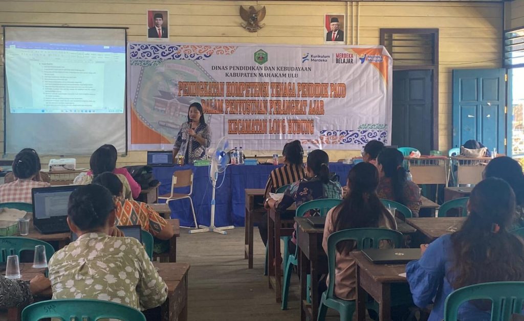 Magdalena Tipung Hang, S.Pd