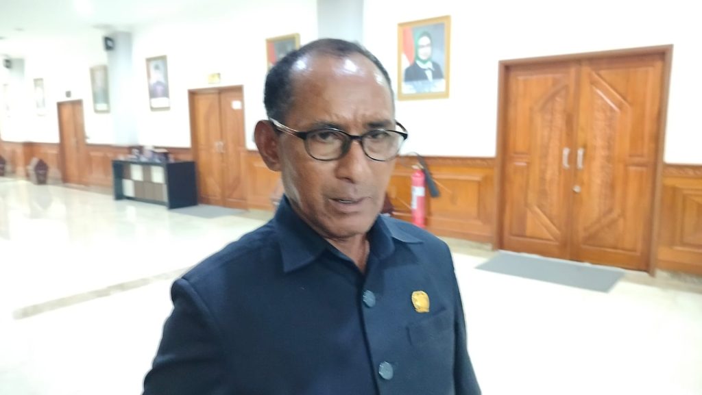 Ubaldus Badu, Anggota DPRD Kutim