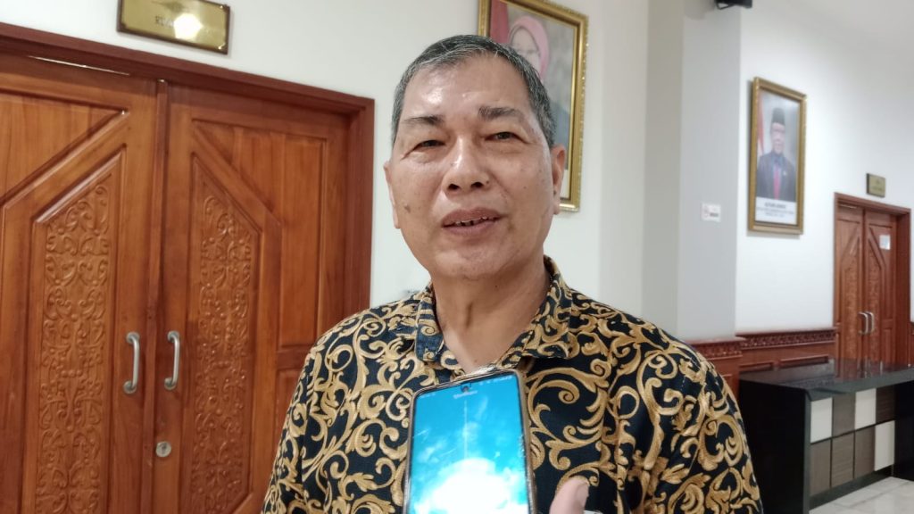 Arang Jau, Anggota DPRD Kutim