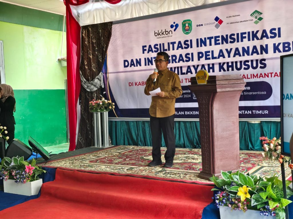 Bupati Kutai Timur Ardiansyah Sulaiman di Klinik Pratama Rawat Inap PT Swakarsa Sinarsentosa, Desa Muara Wahau, Kamis (04/9/2024).