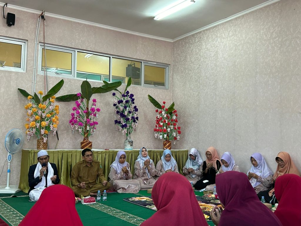 Maulid Nabi Muhammad SAW yang digelar oleh Dinas Pemberdayaan Perempuan dan Perlindungan Anak (DPPPA) Kutim