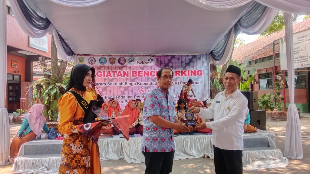 Magetan Belajar Sukses SSK dari SMPN 4 Kota Mojokerto Raih Juara 1 SSK Paripurna Jawa Timur 2024, SMPN 4 Kota Mojokerto Jadi Jujugan Studi Tiru Kabupaten Magetan