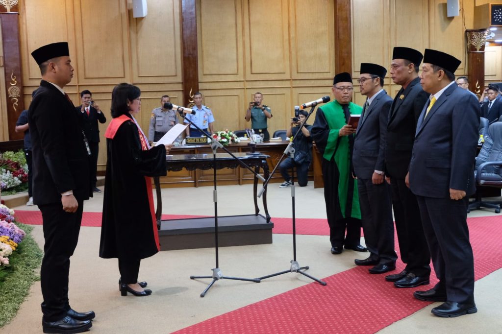 DPRD Kabupaten Sidoarjo masa jabatan 2024-2029 disahkan, Sernin (30/9/2024)