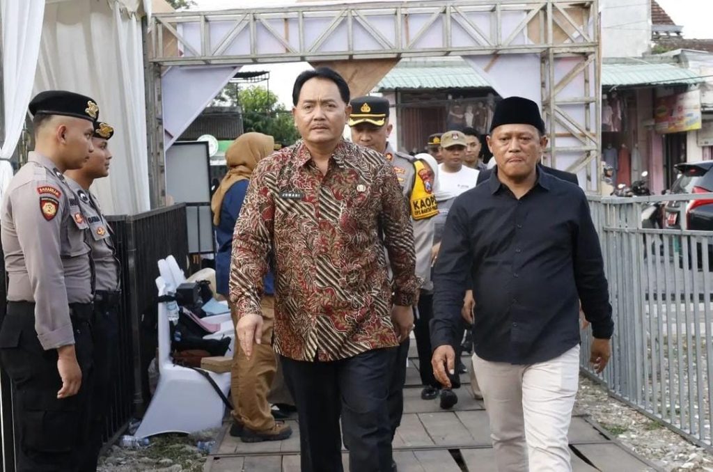 Pjs Bupati Blitar, Jumadi, hadir dalam acara deklarasi damai di Ruang Terbuka Hijau (RTH) Kanigoro, Selasa (24/09/24)