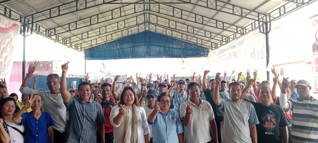 Warga Kampung Long Melaham kompak dukung pasangan Bulan-Fathra di Pilkada Mahulu 2024.