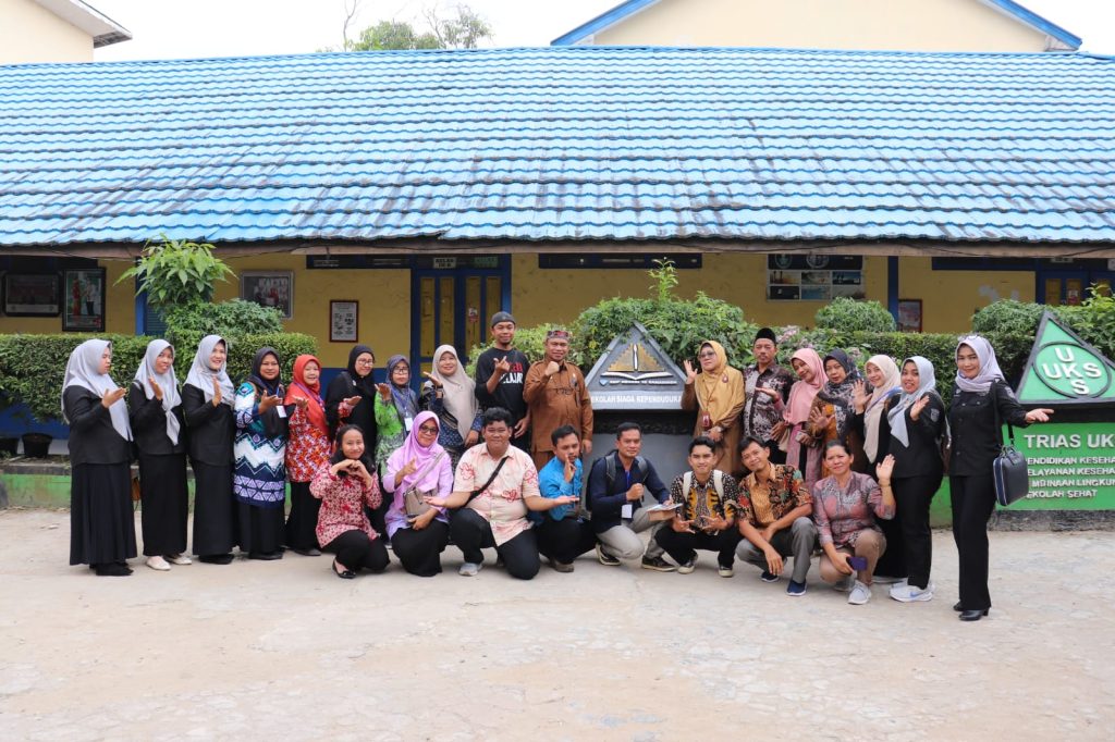 Studi tiru SMPN 35 Samarinda di Jalan Pirus – Awang Long, Selasa (29/10/2024)