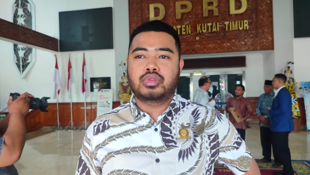 Alfin Rausan Fikry, Ketua Komisi C DPRD Kota Bontang saat diwawancarai di Gedung DPRD di Kutim, Rabu (30/10/2024) kemaren.