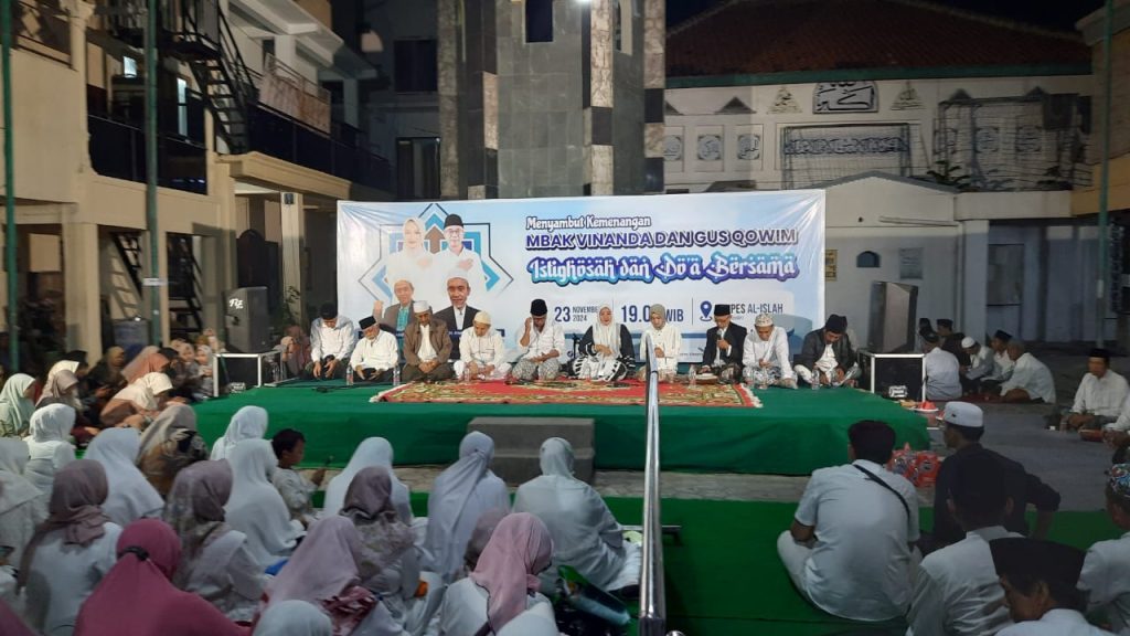 Vinanda-Gus Qowim Akhiri Tahapan Kampanye dengan Istigosah dan Doa Bersama Kemenangan, Sabtu (23/11/2024) malam.
