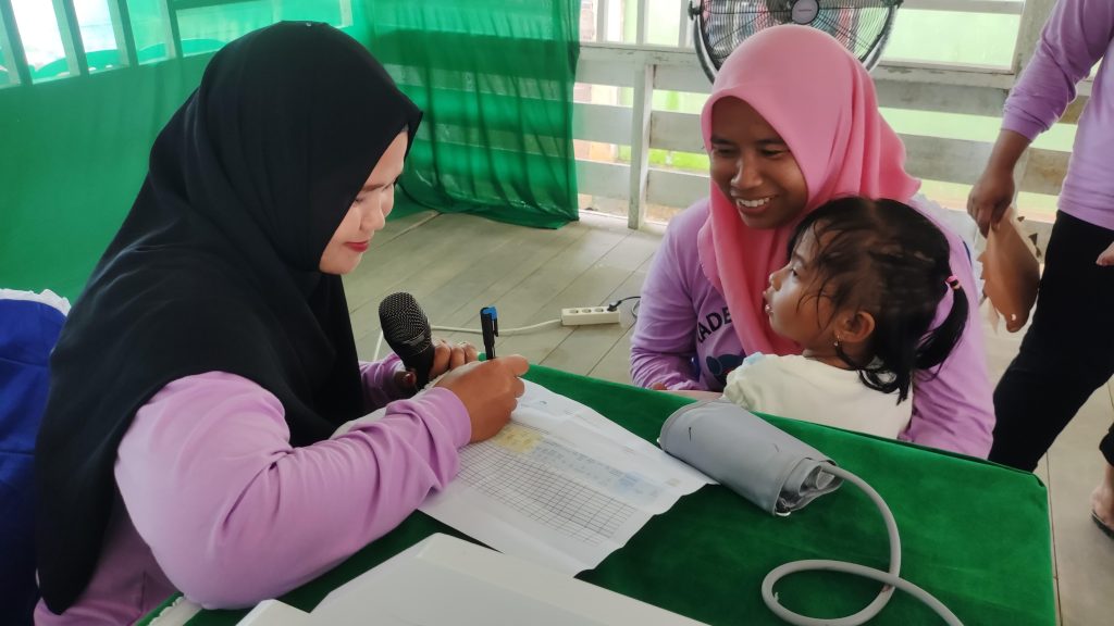 Melalui GAM PASTI, PT GAM Wujudkan Komitmen Kesehatan Masyarakat PT Ganda Alam Makmur (GAM) pengembangan masyarakat melalui pelatihan dan peningkatan kapasitas kader Posyandu binaan perusahaan di Balai Desa Pengadan Baru, Rabu dan Kamis, 18-19 Desember 2024