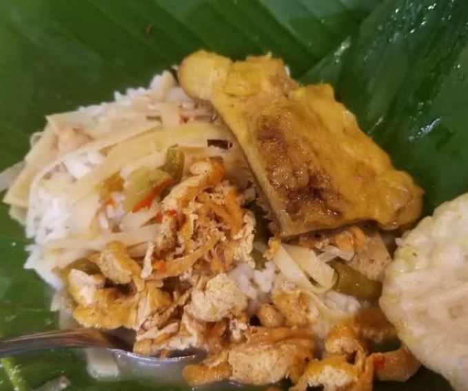 Nikmatnya Sego Lodeh Mbok Semah di Jombang yang Melegenda Sego Lodeh Mbok Semah
