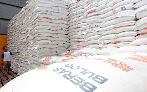 Stok Beras Bulog Capai 2,1 Juta Ton Jelang Lebaran 2025