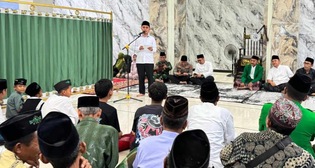 Bupati Mojokerto Muhammad Al Barra