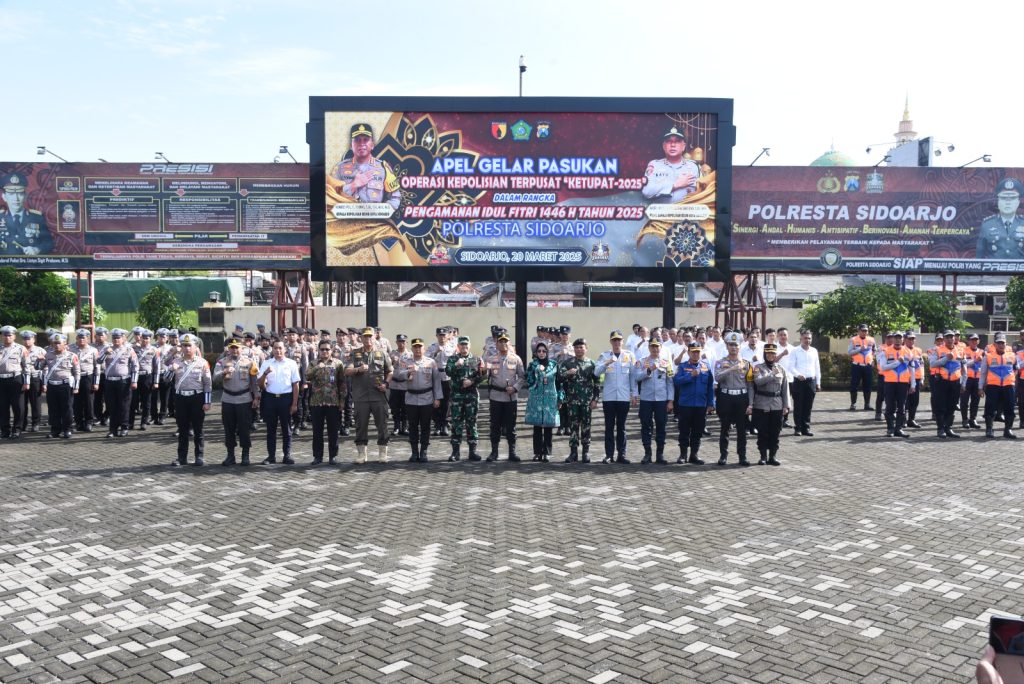 Polresta Sidoarjo menggelar Apel Gelar Pasukan Operasi Ketupat Semeru 2025 pada Kamis (20/3/2025). (Nug/GOnews.id)