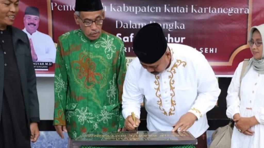 Bupati Kukar Edi Damansyah