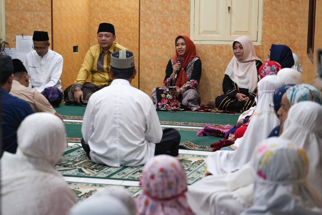 Safari Ramadan Ning Ita Tekankan Makna Kemakmuran Musala Wali Kota Mojokerto Ika Puspitasari