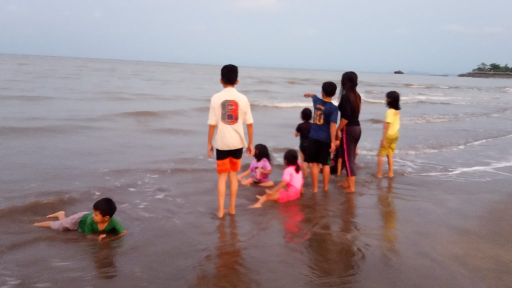 Roshinta Nurfajaristi – Mahasiswa Komunikasi Digital dan Media, Sekolah Vokasi IPB